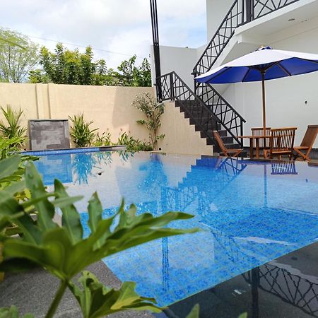 Zavana Rooms & Restaurant Tanjungkarang 외부 사진