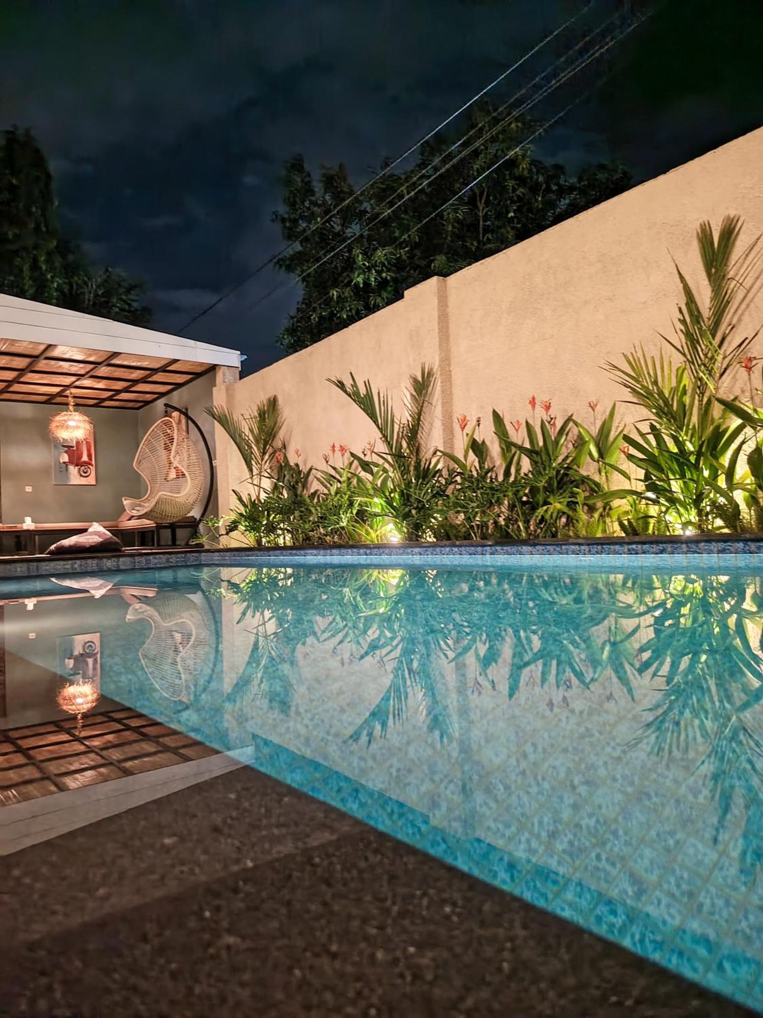 Zavana Rooms & Restaurant Tanjungkarang 외부 사진