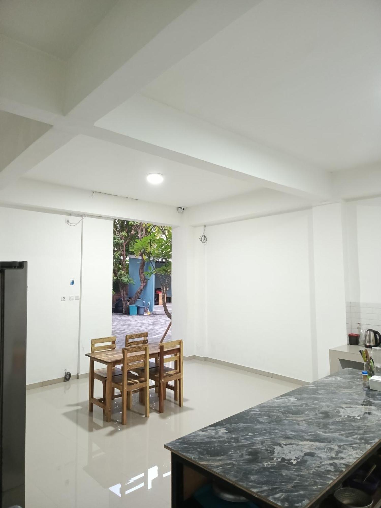 Zavana Rooms & Restaurant Tanjungkarang 외부 사진