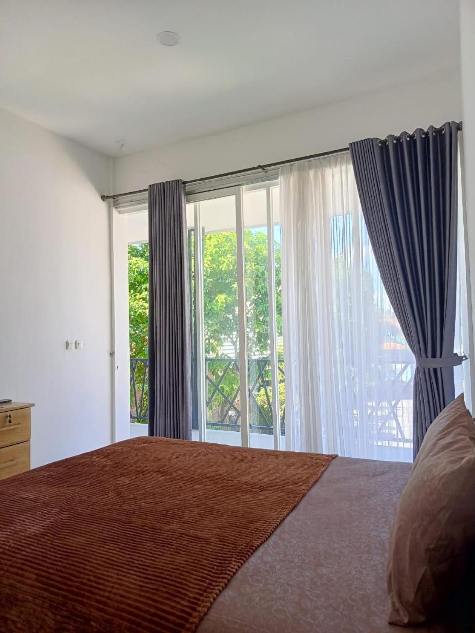 Zavana Rooms & Restaurant Tanjungkarang 외부 사진