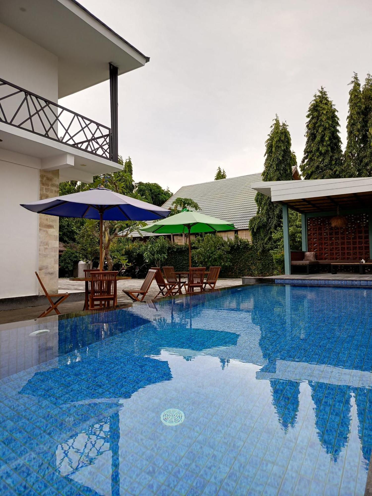Zavana Rooms & Restaurant Tanjungkarang 외부 사진